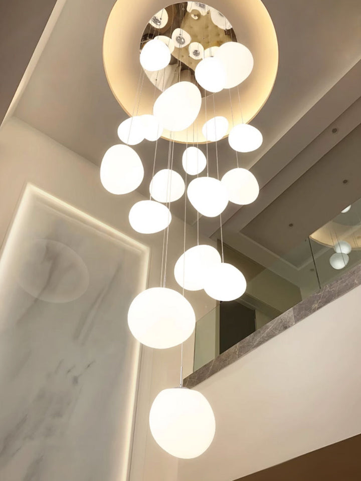 Dramatic lighting for staircase ambiance