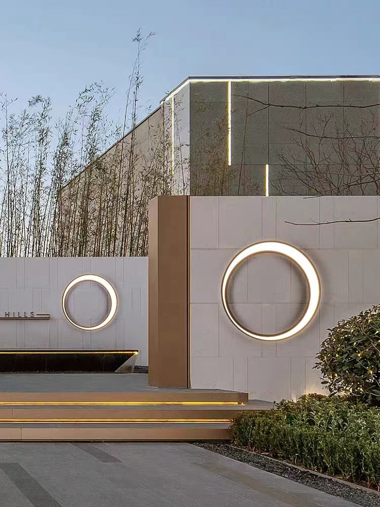 Outdoor Waterproof Solar Moon Decorative Light