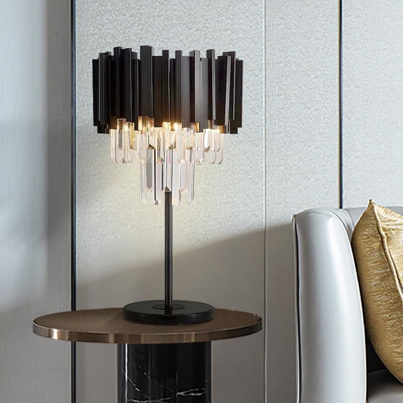 Black-Wyvern-Table-Lamp