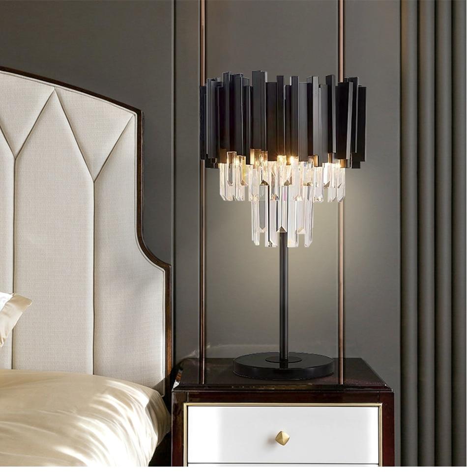 Black-Wyvern-Table-Lamp