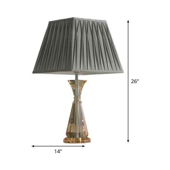 Simple high-end table lamp art
